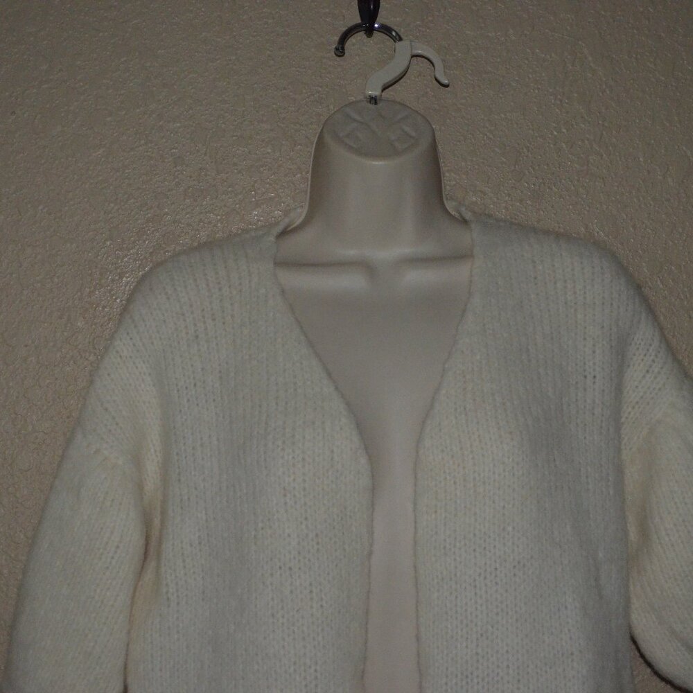 NWOT XS Louiza Babouryan Ivory Cashmere Open Front Puff Sleeve Cardigan Sweater - Picture 2 of 6